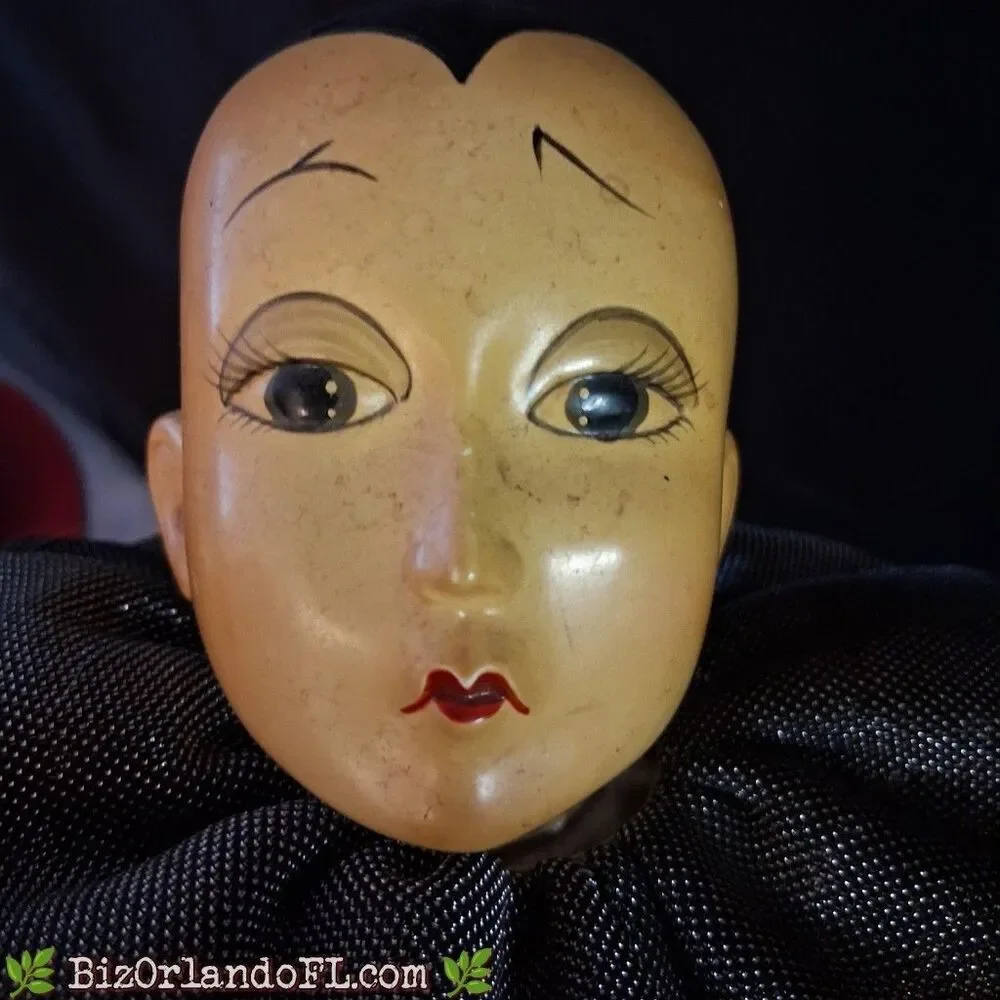 VINTAGE: 1980s Pia Bradley Porcelain Clown Doll Limited Edition #108 of 3500 TLC